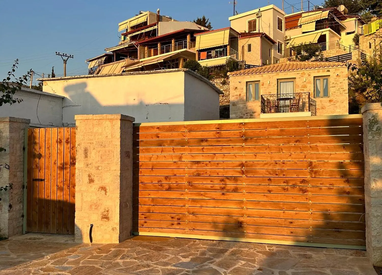 Guest house White Stone Villa Himare Albania