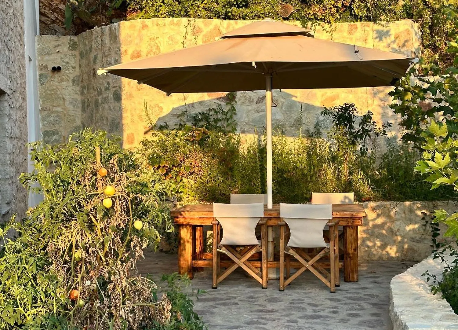 Guest house White Stone Villa Himare